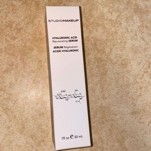 Studio makeup hyaluronic acid rejuvenating serum